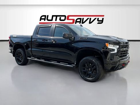 Used 2024 Chevrolet Silverado 1500 LT Trail Boss w/ Convenience Package II AWD/4WD image 1