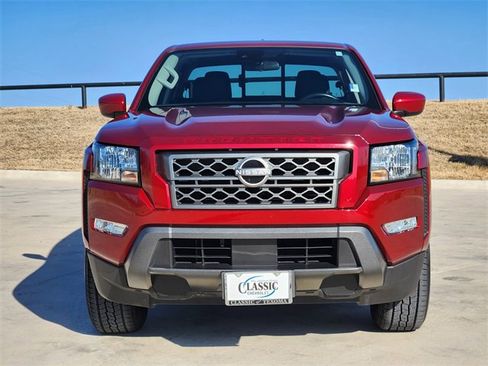 Used 2023 Nissan Frontier SV w/ SV Convenience Package image 3