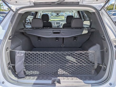 Certified 2024 Chevrolet Equinox LS w/ LS Convenience Package FWD image 12