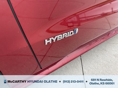 Used 2021 Toyota Sienna XLE w/ XLE Plus Package FWD image 20
