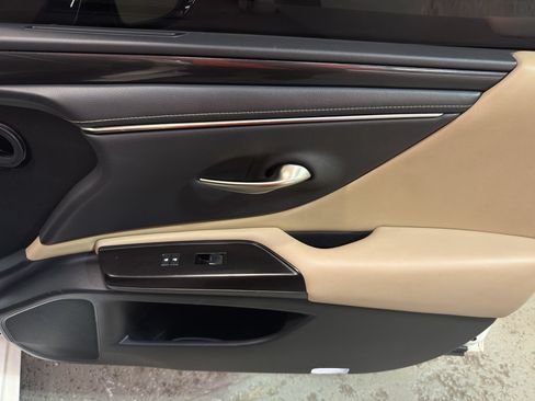 Used 2019 Lexus ES 350 FWD image 22