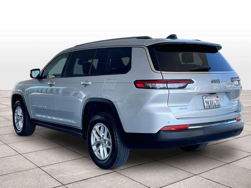 Used 2023 Jeep Grand Cherokee L Laredo AWD/4WD image 14