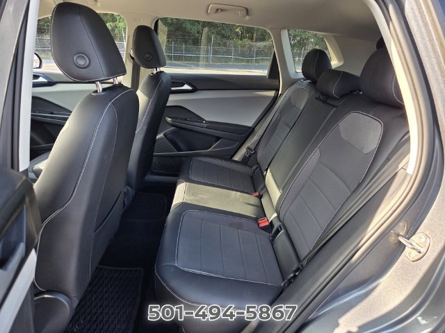 Used 2022 Volkswagen Taos SE FWD image 10