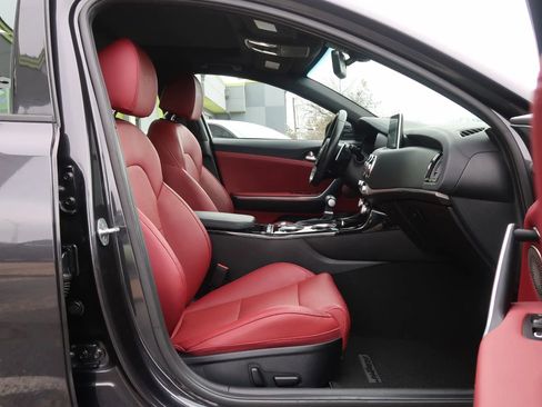 Used 2020 Kia Stinger GT-Line w/ Sun & Sound Package RWD image 21