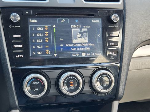 Used 2018 Subaru Forester 2.5i Premium w/ Popular Package #2A AWD/4WD image 9