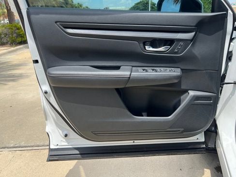 Certified 2025 Honda CR-V Sport-L image 15