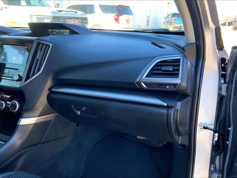 Used 2022 Subaru Forester Premium image 19