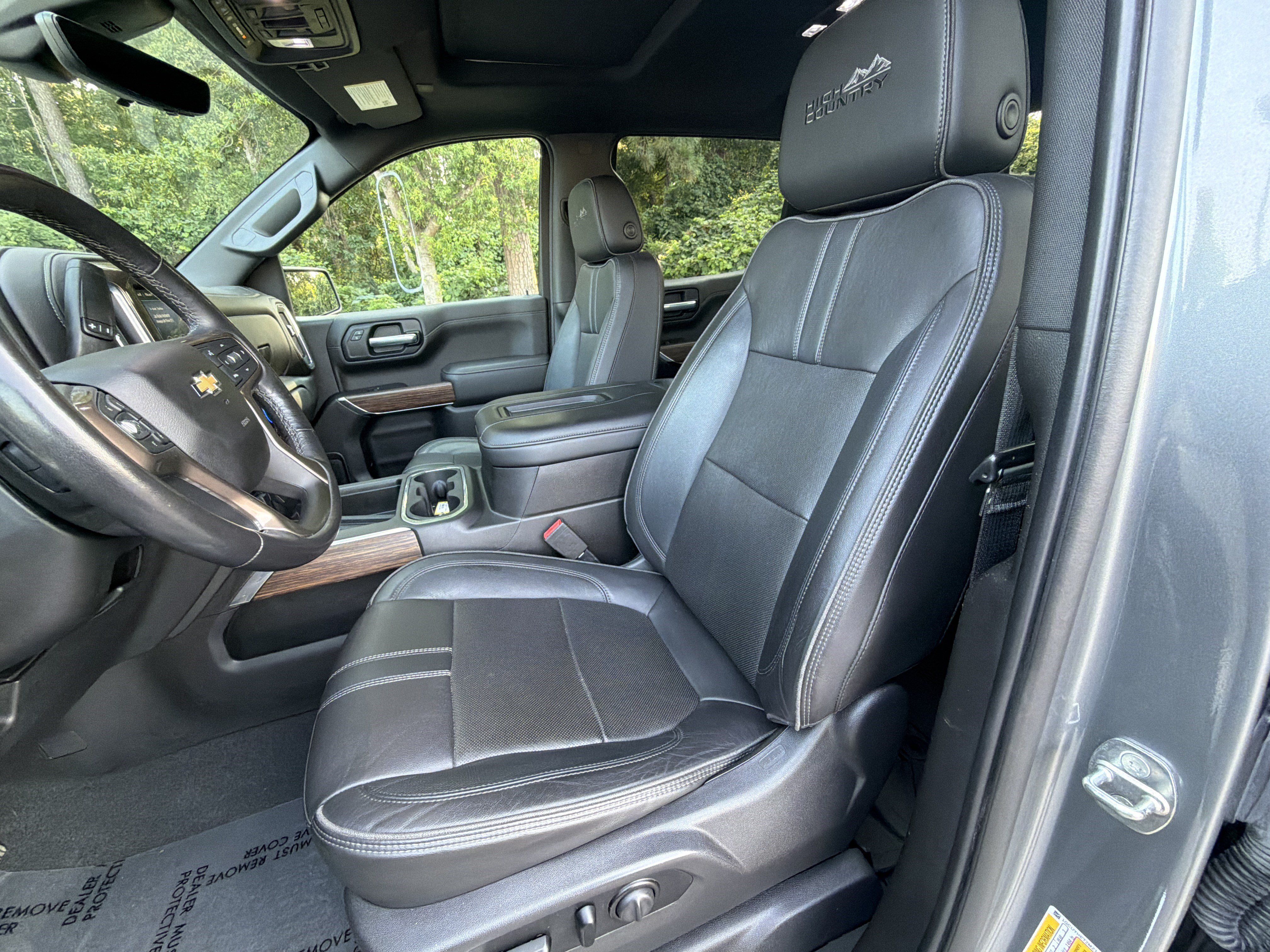 Used 2021 Chevrolet Silverado 1500 High Country w/ Technology Package AWD/4WD image 15