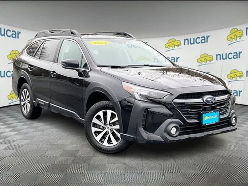 Used 2024 Subaru Outback Premium AWD/4WD image 1
