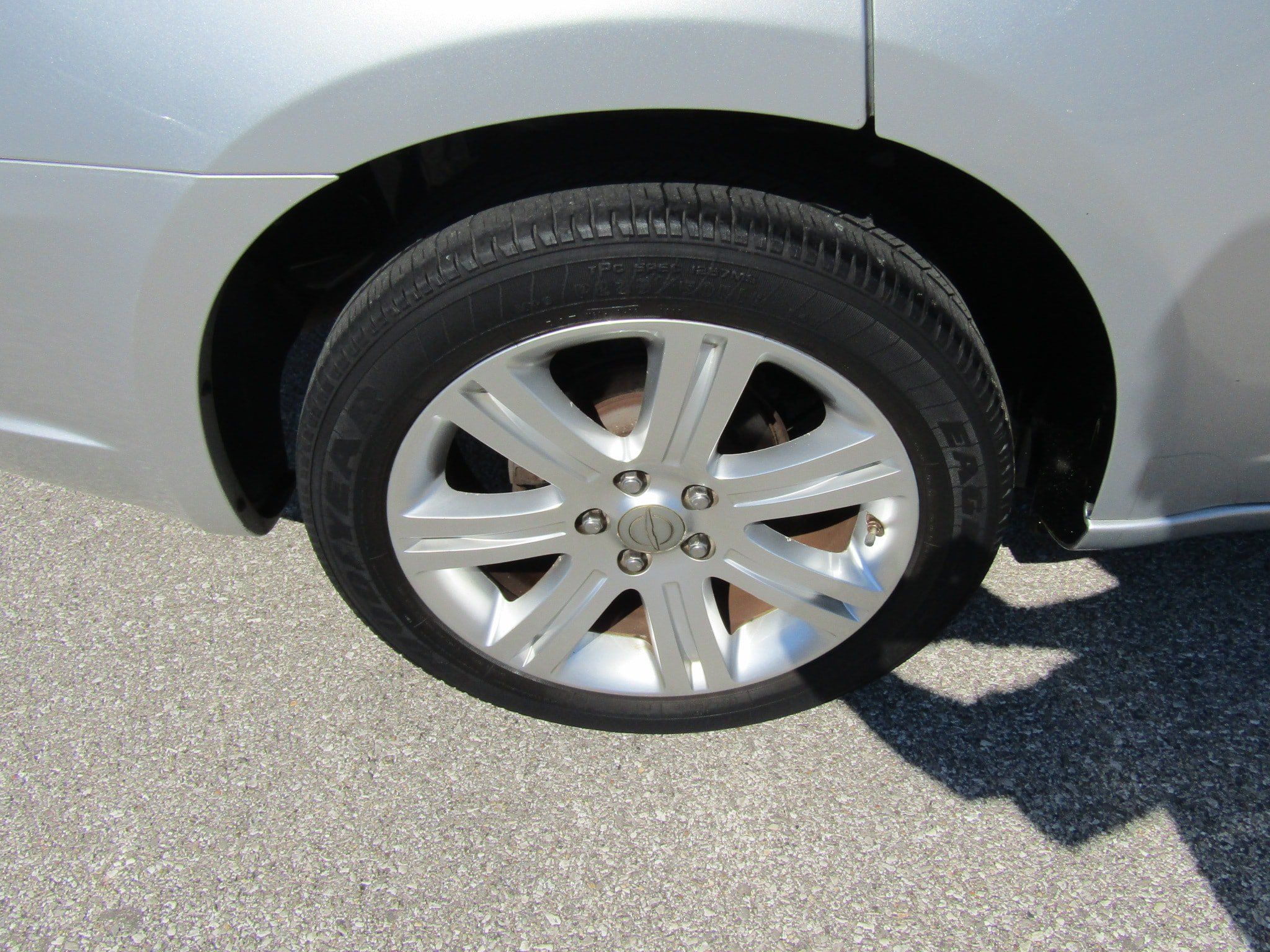 Used 2012 Chrysler 200 Touring FWD image 11