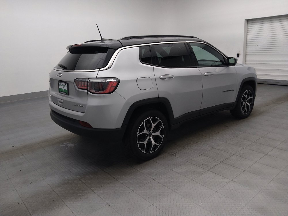Used 2025 Jeep Compass Limited AWD/4WD image 10