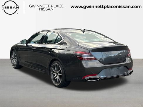 Used 2025 Genesis G70 2.5T image 7