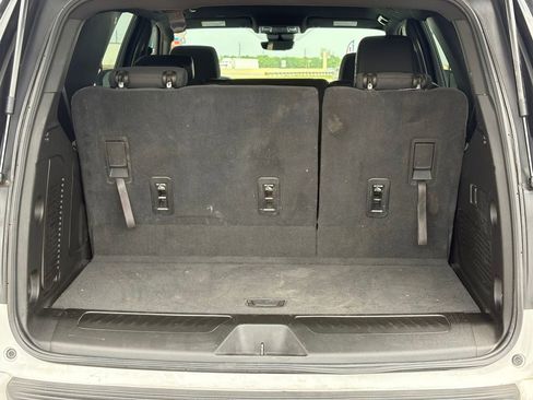 Used 2023 Chevrolet Tahoe 2WD w/ Remote Keyless Entry Package image 16