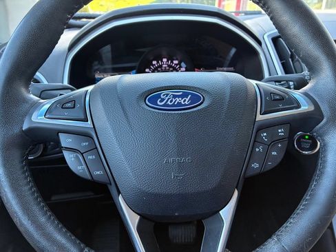 Used 2018 Ford Edge SEL w/ Equipment Group 201A AWD/4WD image 33