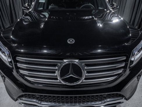 Certified 2025 Mercedes-Benz GLB 250 image 2