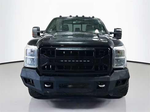 Used 2012 Ford F350 Lariat w/ Chrome Pkg image 2