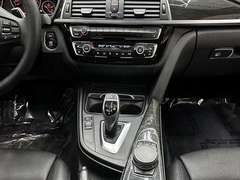 Used 2018 BMW 330i xDrive 330i xDrive AWD 4dr Sedan w/ Convenience Package image 26