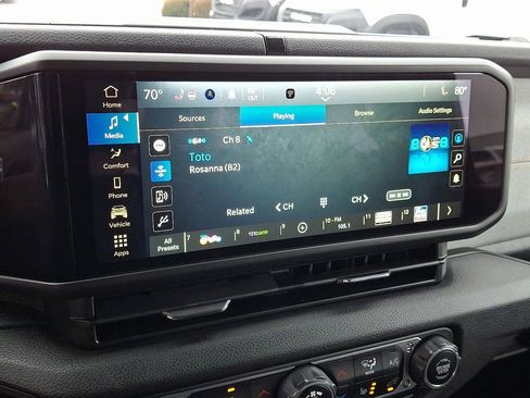 Used 2024 Jeep Wrangler Sport S image 16