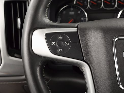 Used 2018 GMC Sierra 1500 SLE image 13