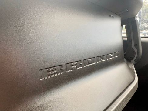 Used 2023 Ford Bronco 4-Door AWD/4WD image 15