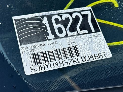 Used 2019 Acura MDX SH-AWD w/ Technology Package image 3