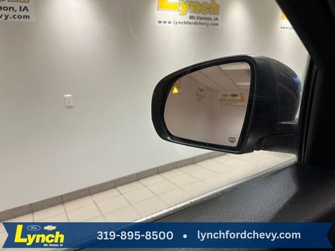 Used 2018 Jeep Cherokee Overland image 17