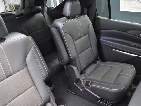 New 2026 Chevrolet Traverse High Country AWD/4WD image 10