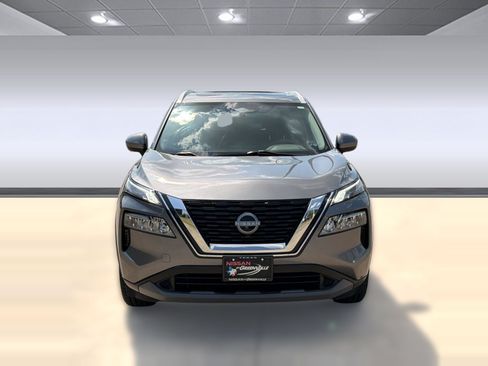 Used 2023 Nissan Rogue SV w/ SV Premium B Package FWD image 6