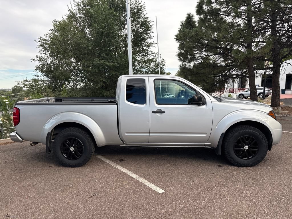 Used 2018 Nissan Frontier SV w/ Value Truck Package AWD/4WD image 4