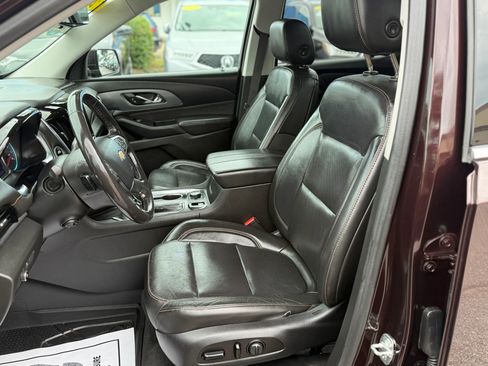 Used 2020 Chevrolet Traverse Premier image 14
