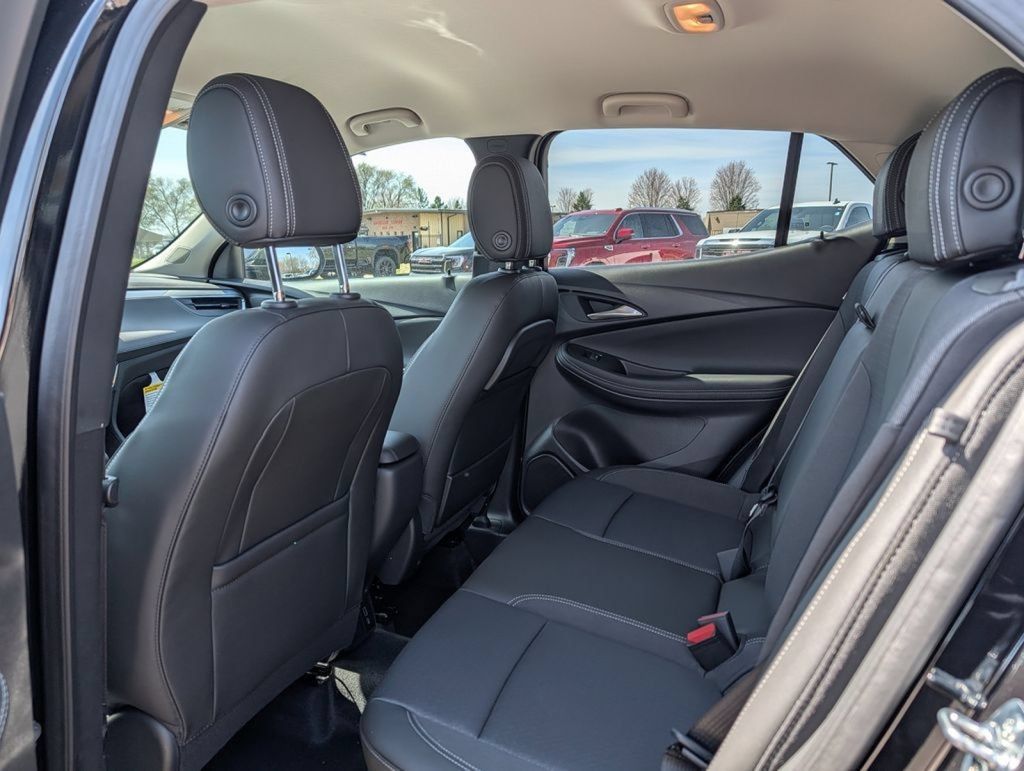 New 2026 Buick Encore GX Preferred w/ Advanced Technology Package AWD/4WD image 34