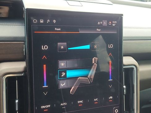 Used 2025 GMC Yukon Denali Ultimate image 27