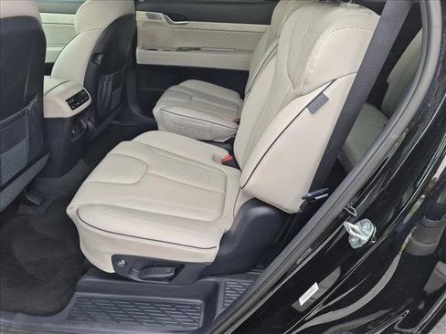 Used 2025 Hyundai Palisade Calligraphy FWD image 20