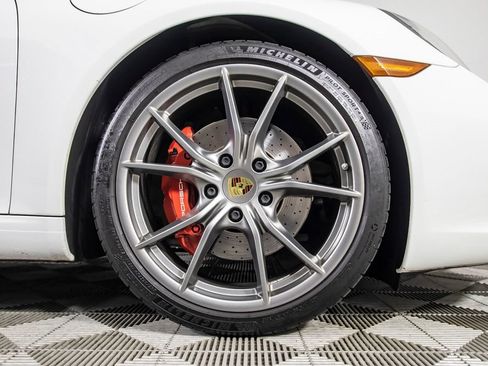 Used 2019 Porsche 911 Carrera S RWD image 35