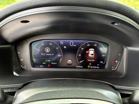 Used 2025 Honda Civic Sport Touring image 30