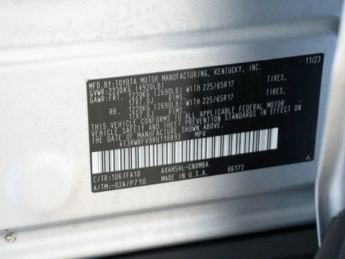 Used 2024 Toyota RAV4 XLE w/ Convenience Package AWD/4WD image 32