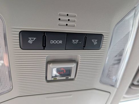 Used 2023 Toyota RAV4 XLE FWD image 12