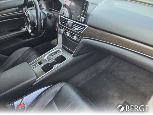 Used 2022 Honda Accord Touring image 29