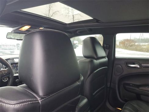 Used 2015 Chrysler 300 S w/ 300S Premium Group image 9