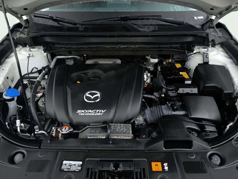 Used 2019 MAZDA CX-5 Touring image 11