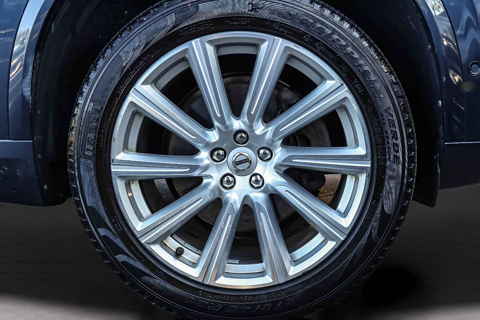 Used 2018 Volvo XC90 T6 Inscription w/ Convenience Package AWD/4WD image 30