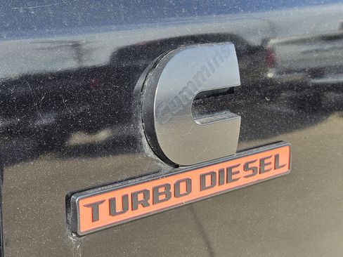 Used 2022 RAM 3500 Big Horn w/ Night Edition AWD/4WD image 15