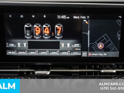 Used 2022 Kia Carnival SX Prestige image 40