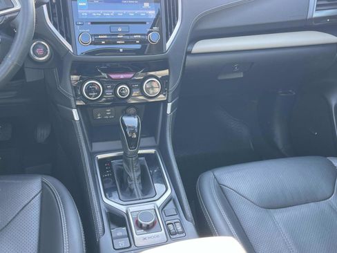Used 2022 Subaru Forester Limited image 14