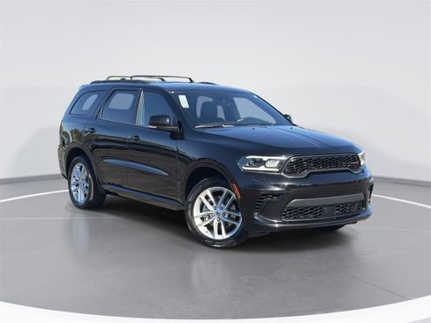 Used 2024 Dodge Durango GT image 1