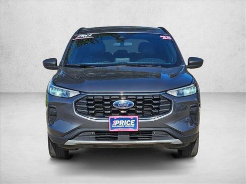 Used 2025 Ford Escape ST-Line AWD/4WD image 2