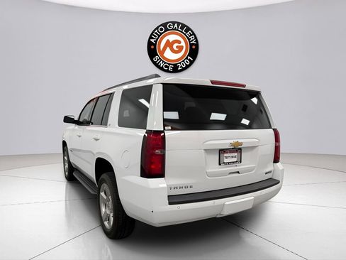 Used 2018 Chevrolet Tahoe LT w/ Luxury Package RWD image 5
