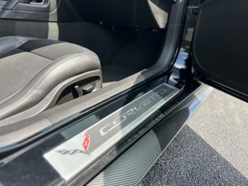 Used 2018 Chevrolet Corvette Stingray Coupe w/ Carbon Flash Badge Package RWD image 16