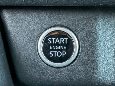 Certified 2023 Nissan Rogue SV image 21