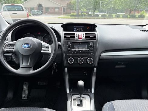 Used 2015 Subaru Forester 2.5i Premium w/ All-Weather Package AWD/4WD image 9